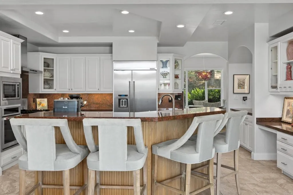 https://cdn.realtyfeed.com/cdn/127/306796441/1b6ebe3813259f6c28506b74c17f0a76.webp