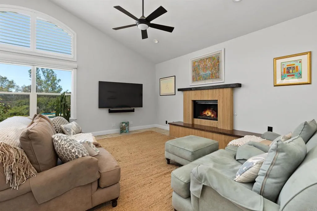 https://cdn.realtyfeed.com/cdn/127/306796441/351dd54b804014b48a472790cb6db2ff.webp