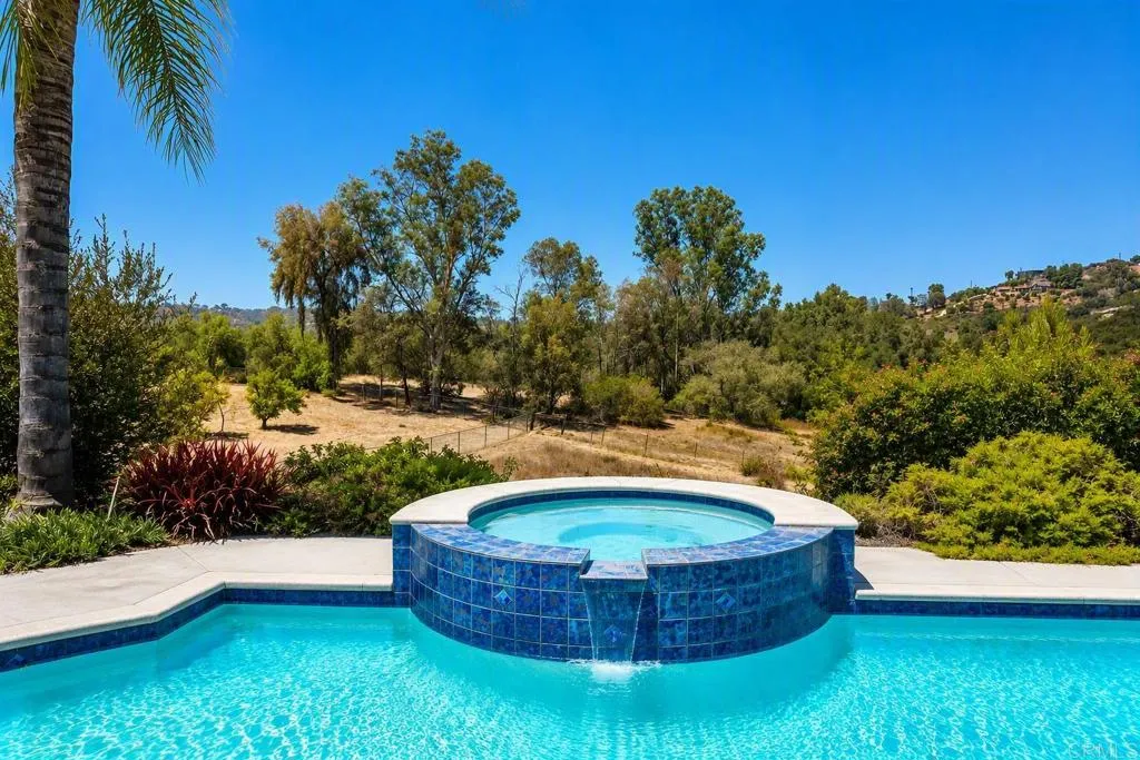 https://cdn.realtyfeed.com/cdn/127/306796441/63fac529147381d85527d7d7b758a4a5.webp