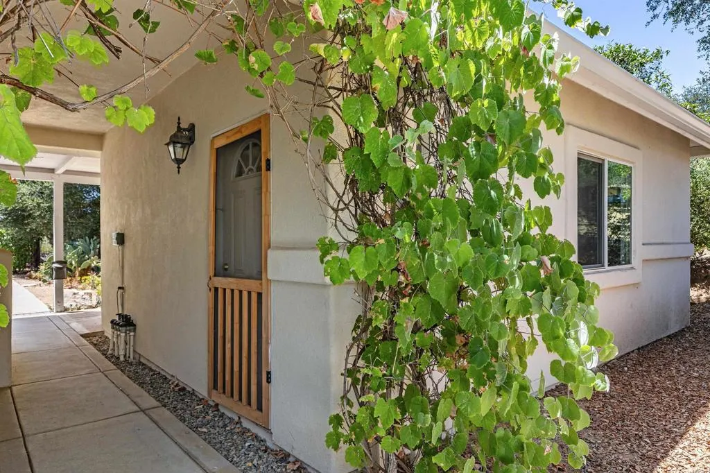 https://cdn.realtyfeed.com/cdn/127/306796441/ea309e1d1f7b4e6a509f8ec831be967e.webp