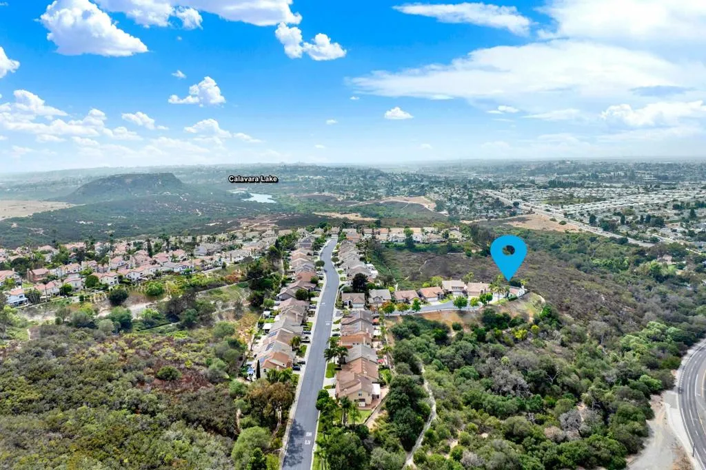 https://cdn.realtyfeed.com/cdn/127/306796486/18fbde7c85b7b5238bd605c82db68402.webp