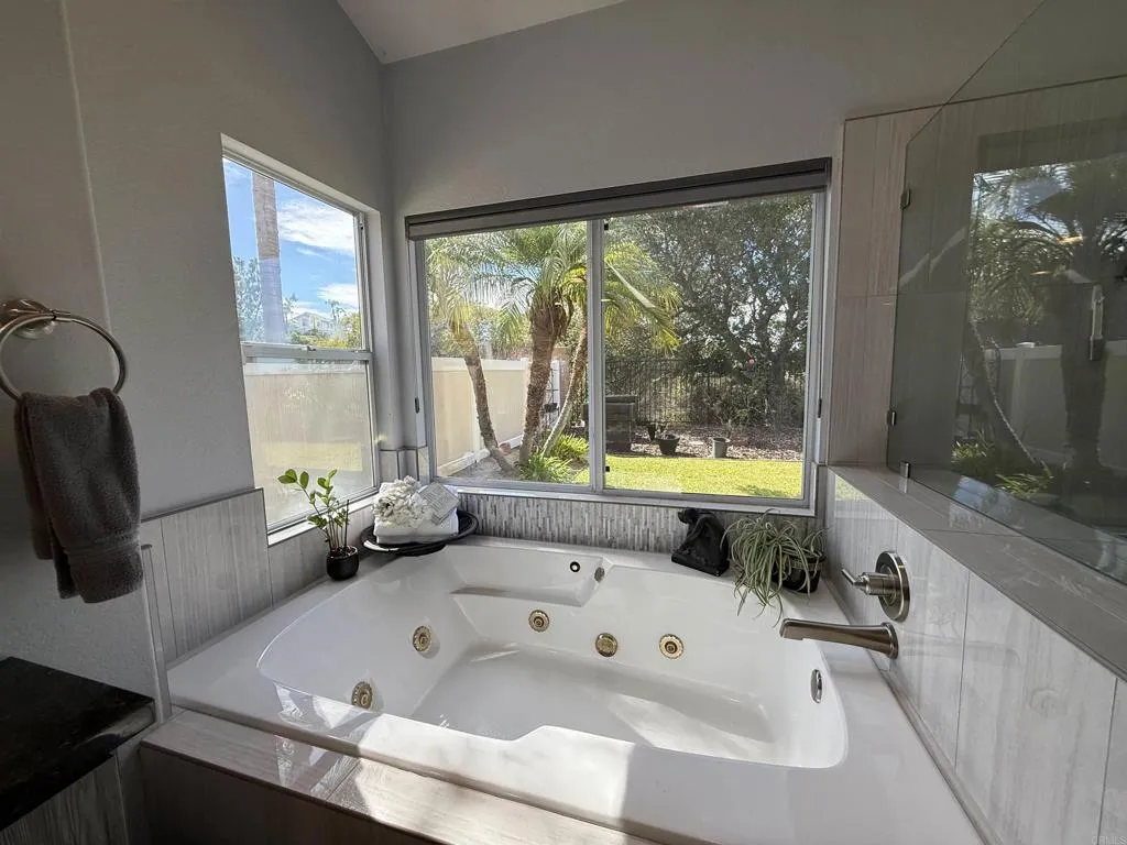 https://cdn.realtyfeed.com/cdn/127/306796486/2e714d3b38b0161c35badea3ebe067ad.webp