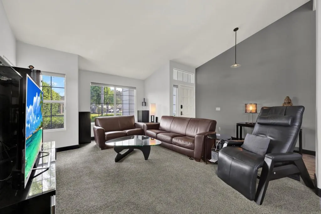 https://cdn.realtyfeed.com/cdn/127/306796486/32f66e14b10365b456aa4c01ade415c9.webp