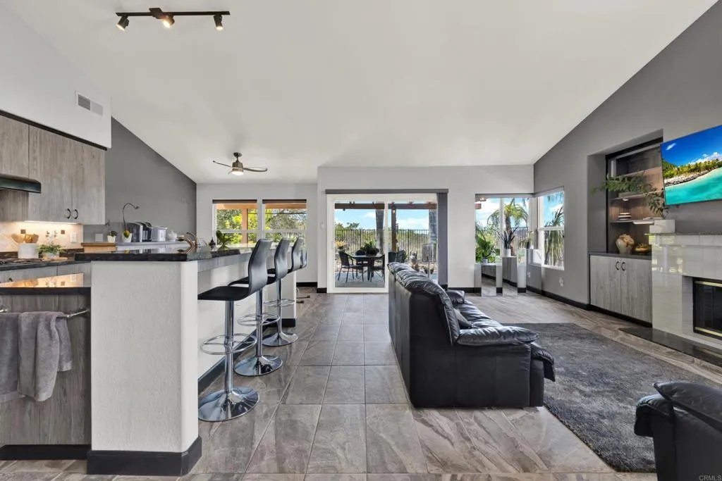 https://cdn.realtyfeed.com/cdn/127/306796486/455dc8b94518dd879e6d85a1a2e47907.webp