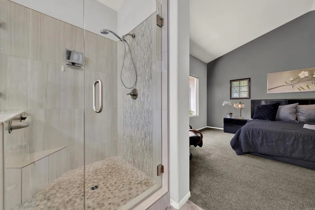 https://cdn.realtyfeed.com/cdn/127/306796486/76f3657d537f795bf50b802c36a15d5f.webp