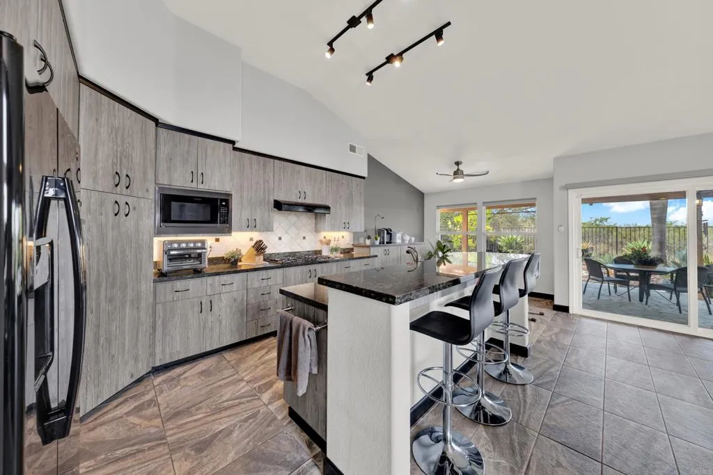 https://cdn.realtyfeed.com/cdn/127/306796486/a63bab6c86bb09cbb7aaf967b42cf68e.webp