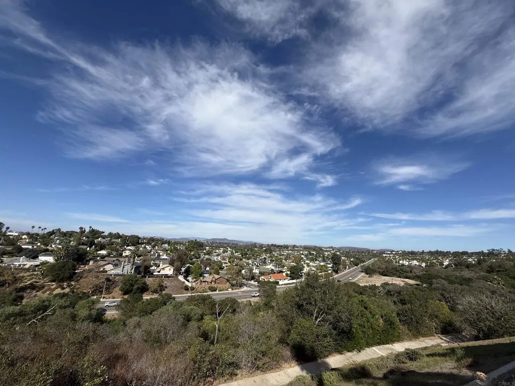 https://cdn.realtyfeed.com/cdn/127/306796486/ab3e60176c0e9a8e9c4ce0f868ebd10f.webp