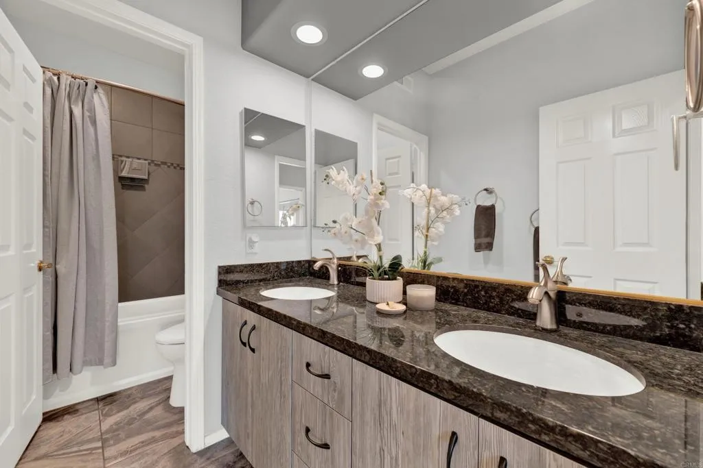 https://cdn.realtyfeed.com/cdn/127/306796486/f3b7f0ce9bbfbed05a4dbf1851d2554a.webp