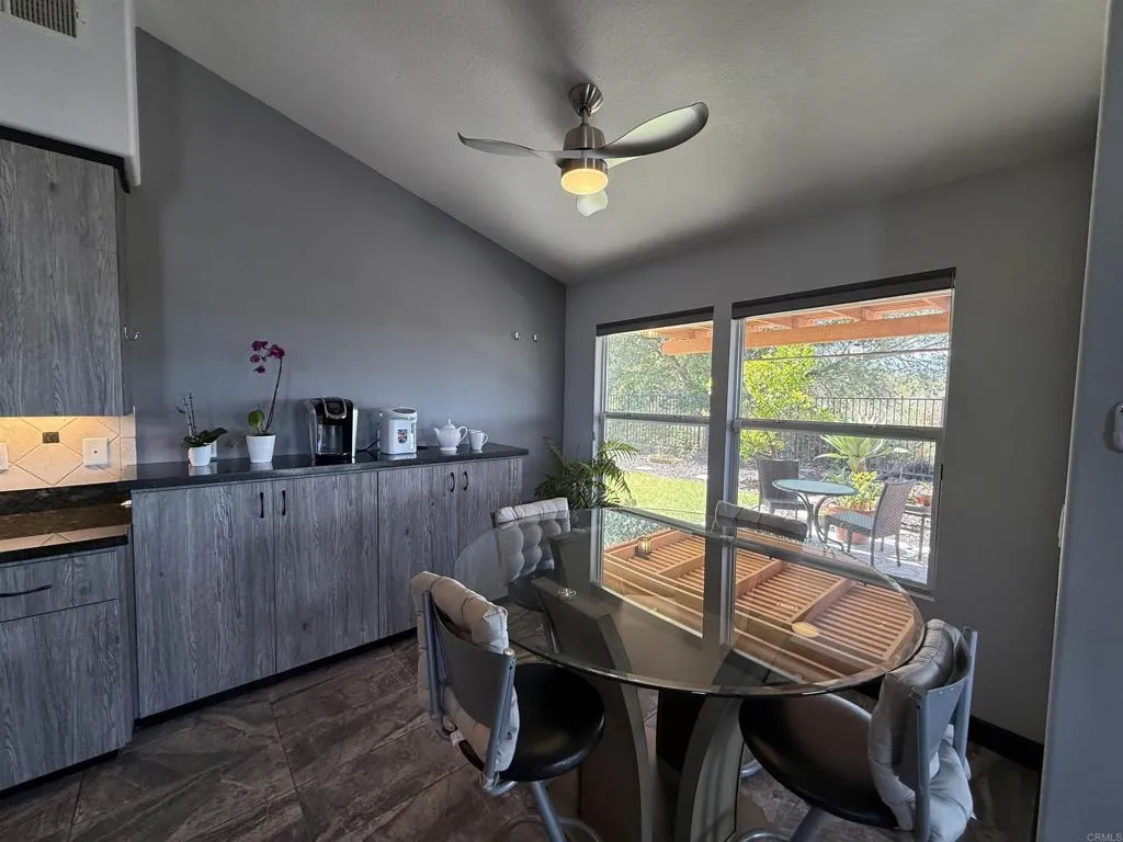https://cdn.realtyfeed.com/cdn/127/306796486/f52a46f81c2d643b7f59b8ccb22dceba.webp