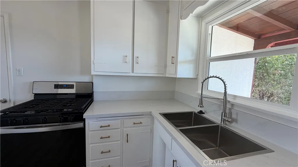 https://cdn.realtyfeed.com/cdn/127/306796510/1bc87b17e13aa0a324aeacfd2c572921.webp