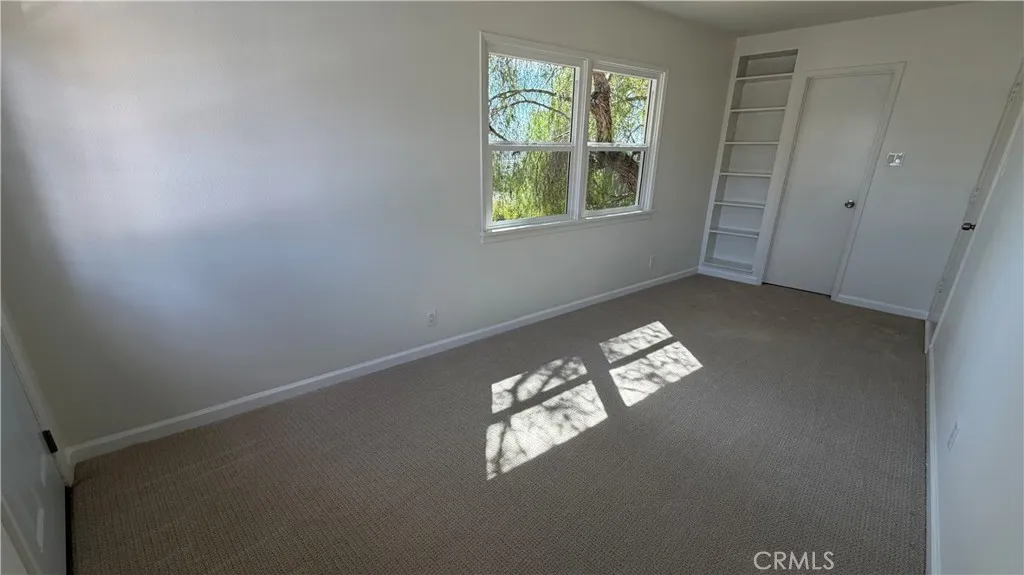 https://cdn.realtyfeed.com/cdn/127/306796510/ca63e7738d40be63aadba7aa8ba299fa.webp