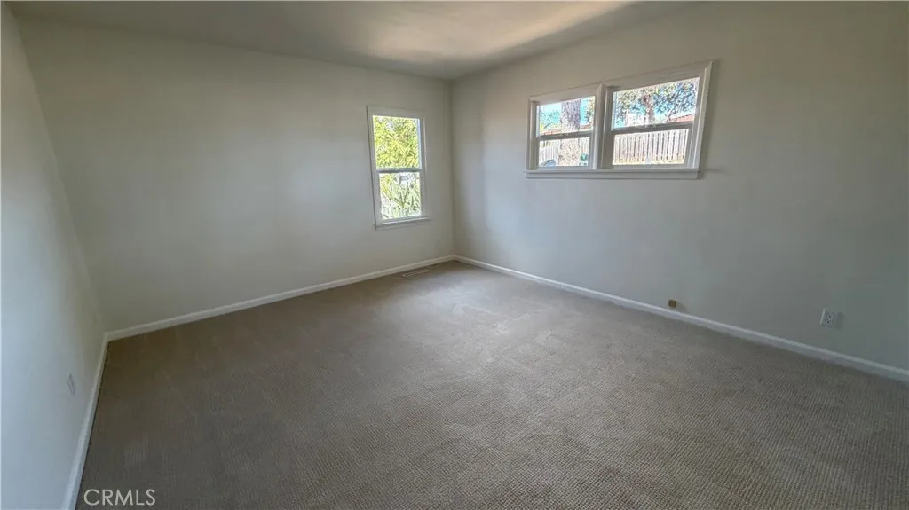 https://cdn.realtyfeed.com/cdn/127/306796510/e2af839e7f9d8ec90bd048b700cbe6f5.webp