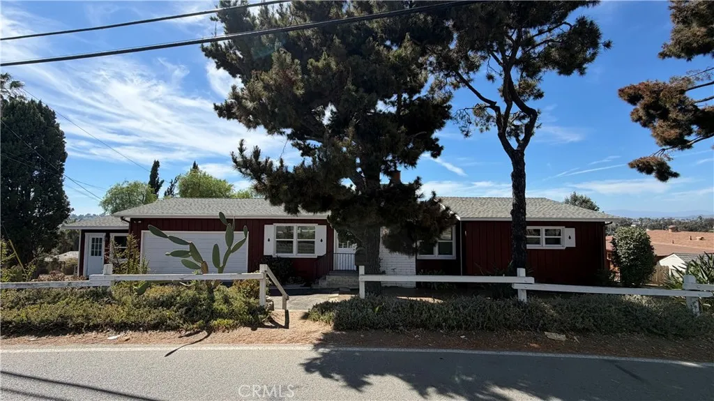 https://cdn.realtyfeed.com/cdn/127/306796510/e4e6b561d0a96f449e0b3f5ceda24556.webp