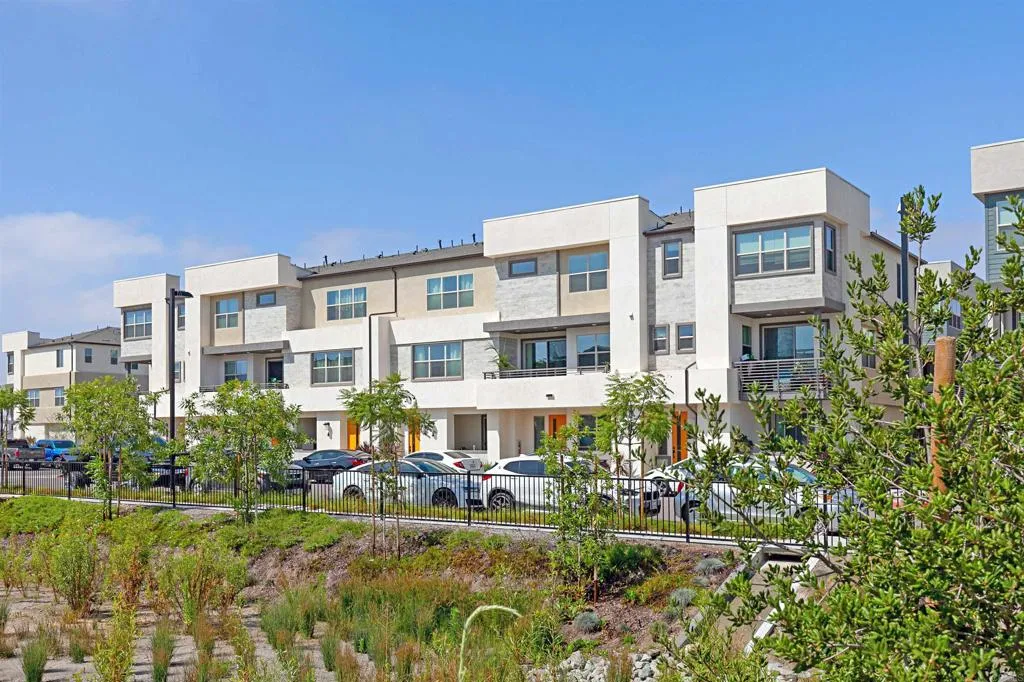 https://cdn.realtyfeed.com/cdn/127/306796511/dfdad14402d6325e3378f894f9fb4b49.webp