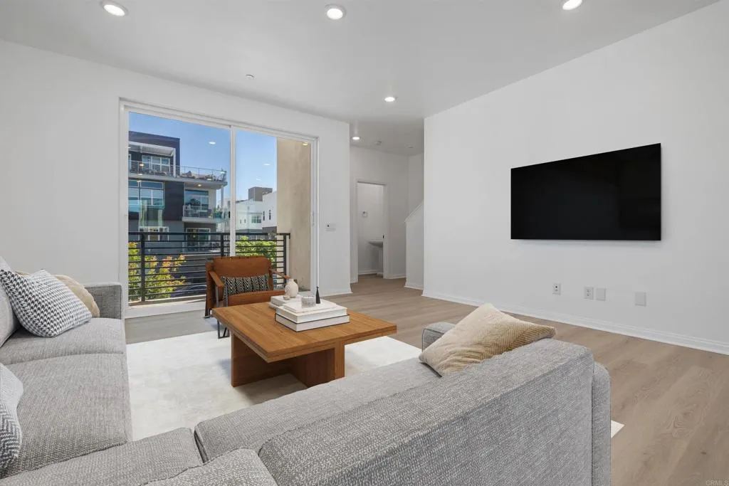 https://cdn.realtyfeed.com/cdn/127/306796511/e9ac0005d531a9cfbc37dcb1e9dbaa08.webp