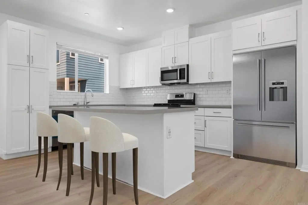 https://cdn.realtyfeed.com/cdn/127/306796511/efc51b653d8c59e7a3eae44398a92c19.webp