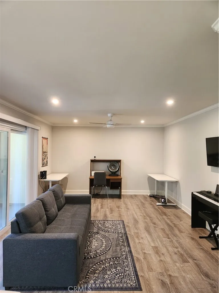 8515 Villa La Jolla Unit F, La Jolla, CA 92037 - Main photo, La Jolla, CA