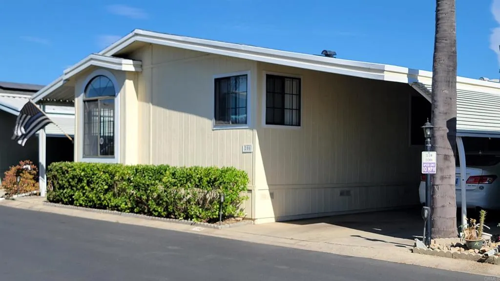 1212 H Unit 206, Ramona, CA 92065 - Main photo, Ramona, CA