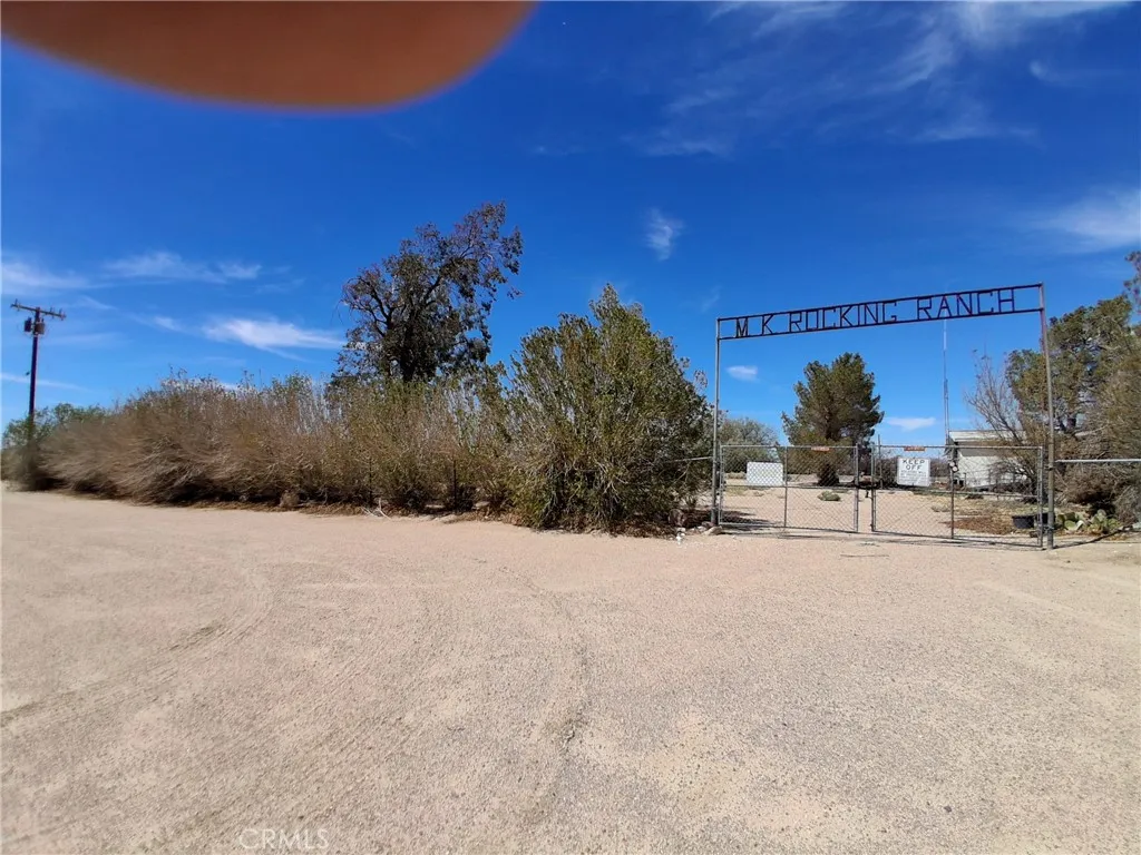 45922 Lani Kai, Newberry Springs, CA 92365 - Photo 2 of 10, Newberry Springs, CA