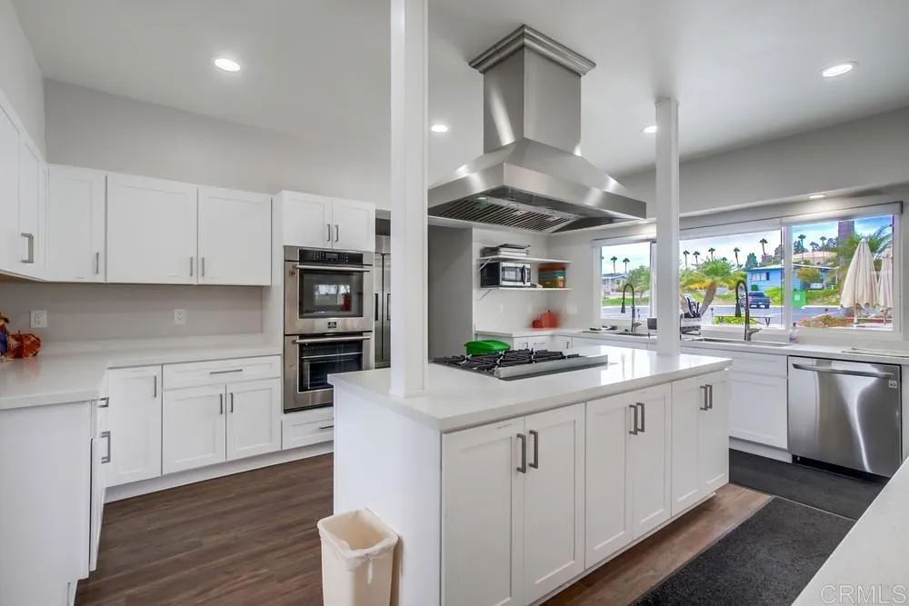 https://cdn.realtyfeed.com/cdn/127/306796719/5e137acbf4cbf474426fb794a4aacf13.webp