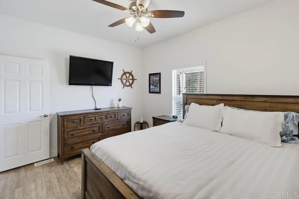 https://cdn.realtyfeed.com/cdn/127/306796719/78ba850c9c54089f4e25011005a500ce.webp