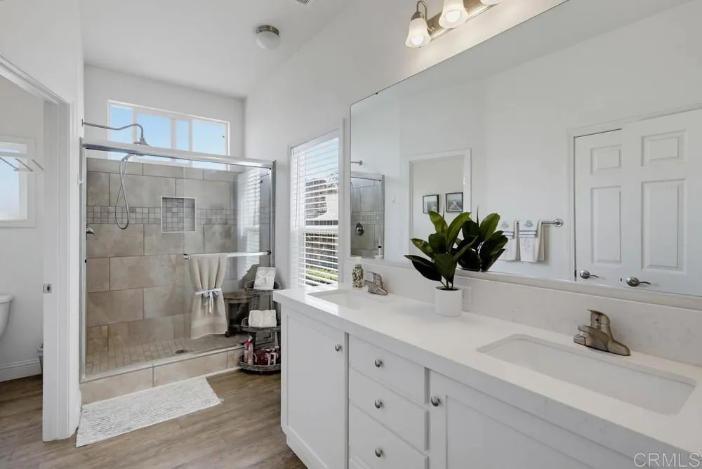 https://cdn.realtyfeed.com/cdn/127/306796719/9c37b6468c1fe92bc9399295b7c06f56.webp