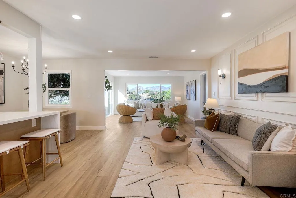 https://cdn.realtyfeed.com/cdn/127/306796741/92a9c50eda49e9941345fc23a8ed8032.webp