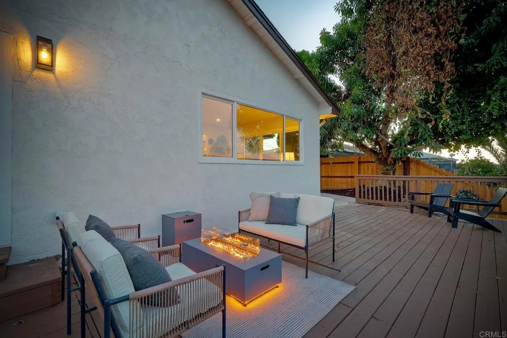 https://cdn.realtyfeed.com/cdn/127/306796741/a68818ace799485e4315fa042dea8387.webp