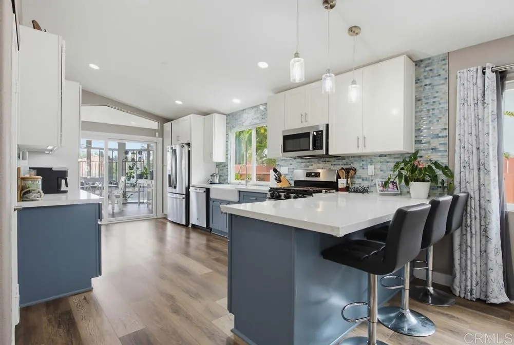https://cdn.realtyfeed.com/cdn/127/306796742/3fedee64ca470bc417c21af879075b54.webp