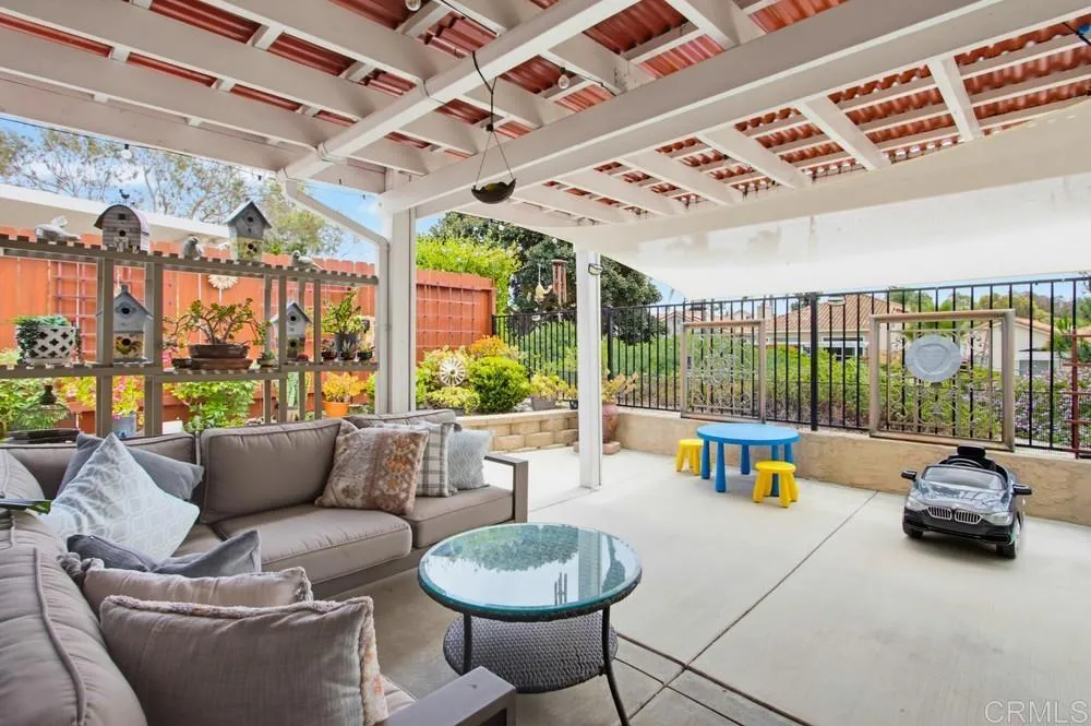 https://cdn.realtyfeed.com/cdn/127/306796742/81e5dca1d3b59b7b696e2824b803fee3.webp