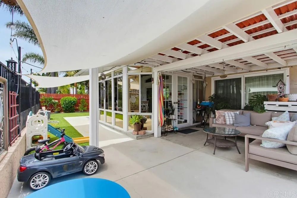 https://cdn.realtyfeed.com/cdn/127/306796742/d6623ef1f29113299ea0664339ccf9d9.webp