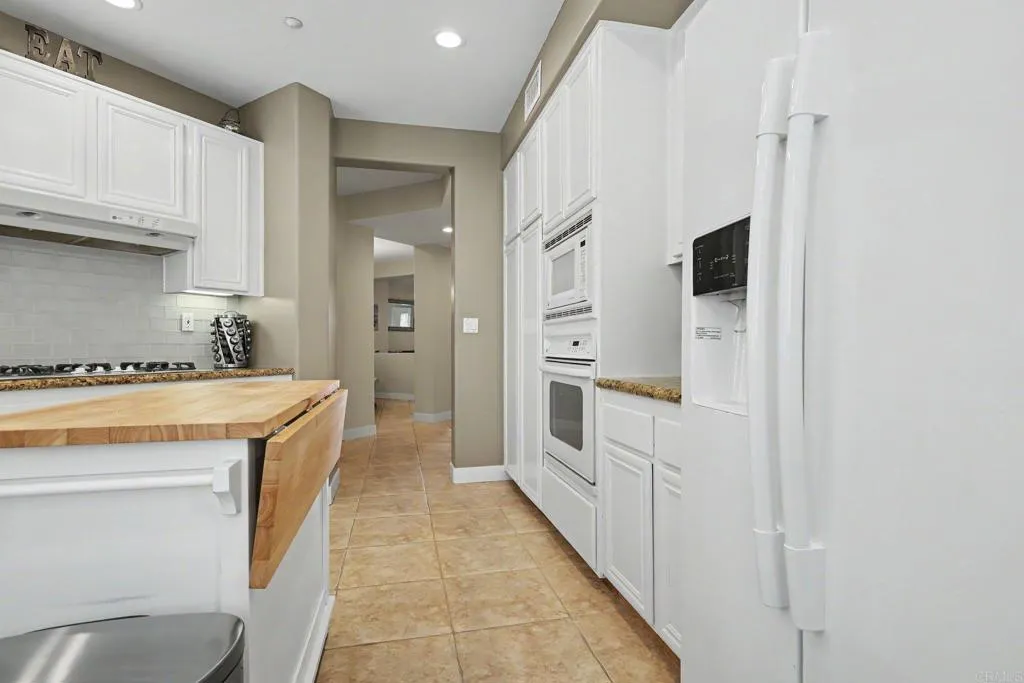 Photo #8: PTP2606333 Listing: Photo #8