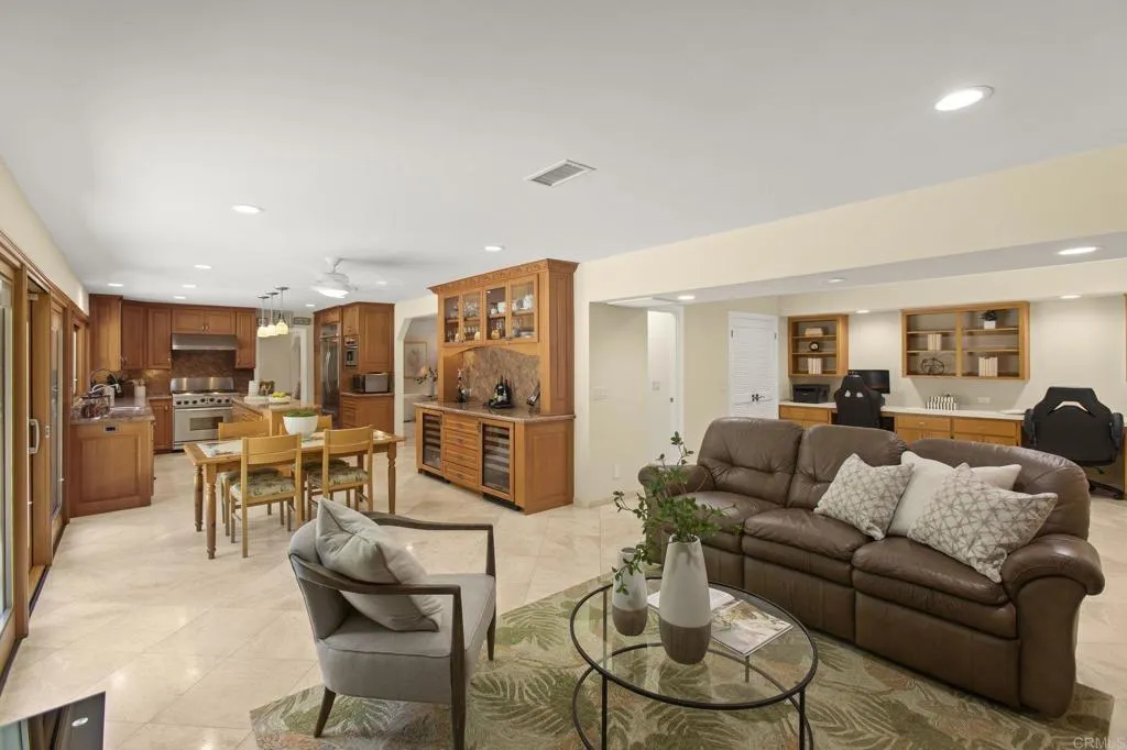 https://cdn.realtyfeed.com/cdn/127/306796807/3132a2fa58873b4c9054a1317f3cbbba.webp