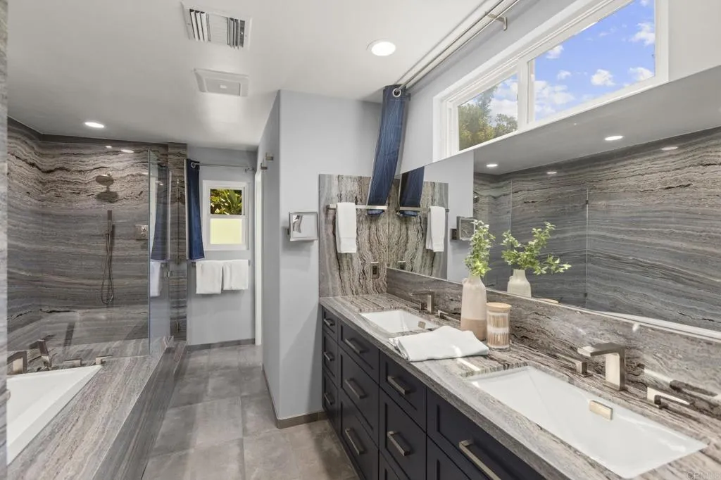 https://cdn.realtyfeed.com/cdn/127/306796807/95fa3d8738e121f06ecc42b0d8a431cc.webp