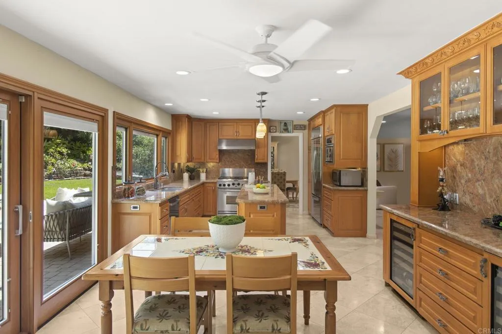 https://cdn.realtyfeed.com/cdn/127/306796807/c1dc6d0b383d3e64ea2d8c7a696cb607.webp