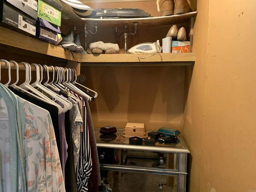 https://cdn.realtyfeed.com/cdn/127/306796854/9f718dd6cc528861b9220bd2b34d3a4c.webp