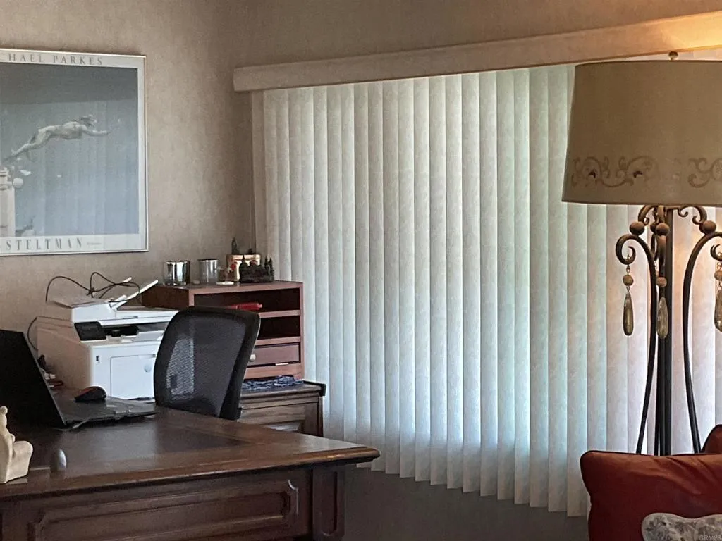 https://cdn.realtyfeed.com/cdn/127/306796854/cc4b7630cd015465c7eccaad96b88fb1.webp
