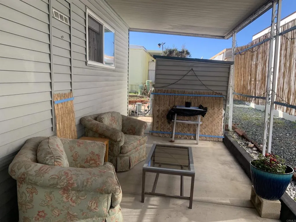 https://cdn.realtyfeed.com/cdn/127/306796854/cf9ed7955b68859d913186d4b9179678.webp