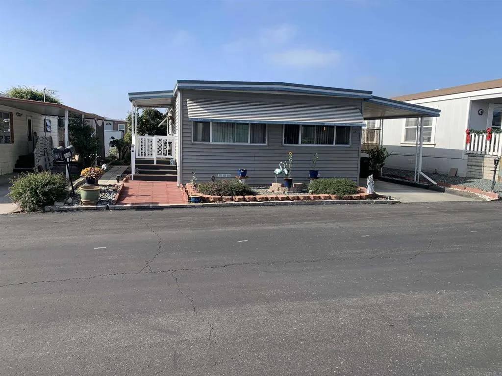 https://cdn.realtyfeed.com/cdn/127/306796854/eceb5da89c7de619fbf67b0515fb8330.webp