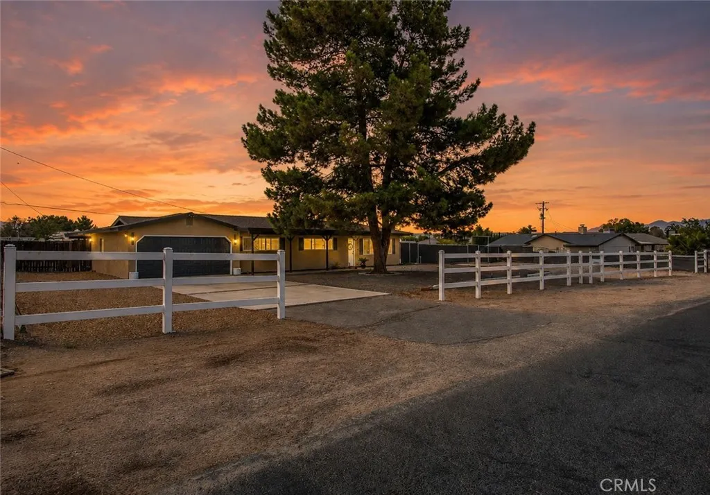 Apple Valley, CA 92307