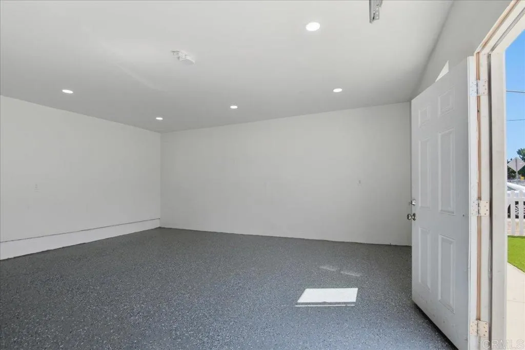 Photo #33: PTP2606335 Listing: Photo #33