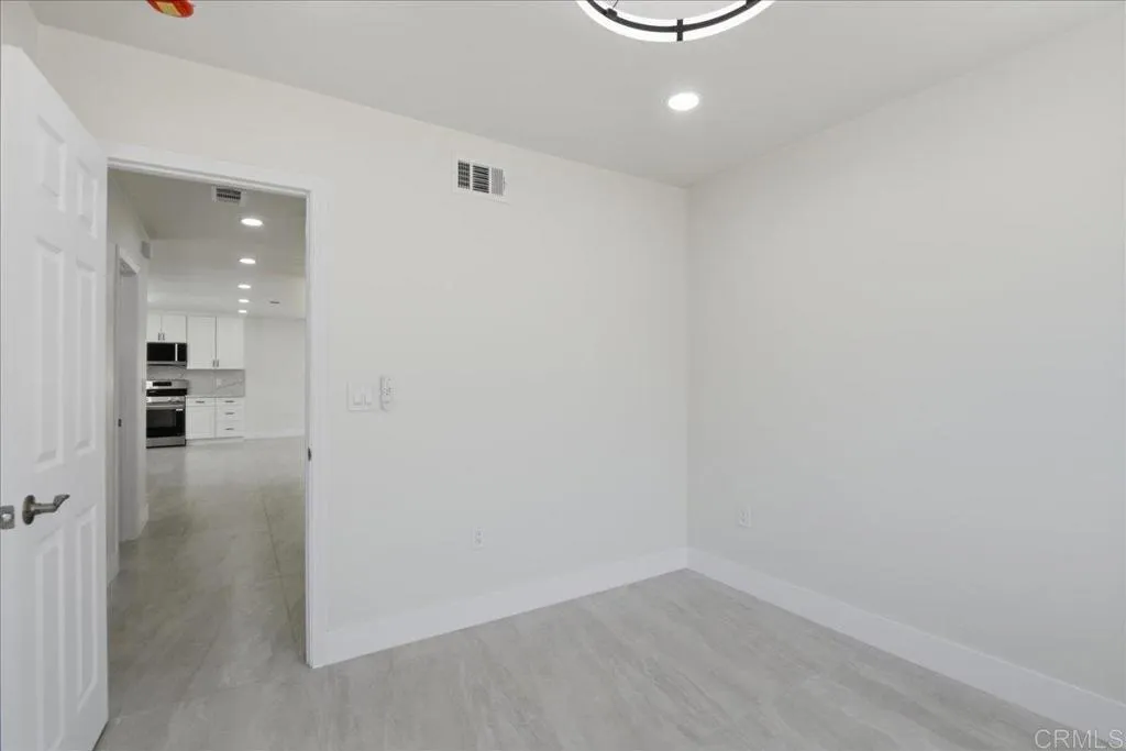 Photo #27: PTP2606335 Listing: Photo #27