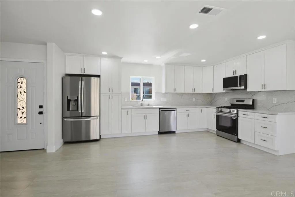Photo #16: PTP2606335 Listing: Photo #16
