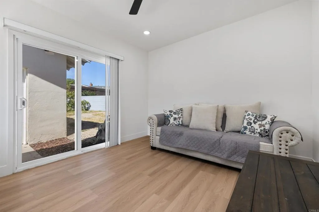https://cdn.realtyfeed.com/cdn/127/306796907/51c5a776b2e4dcd8103d848f6a5a042d.webp