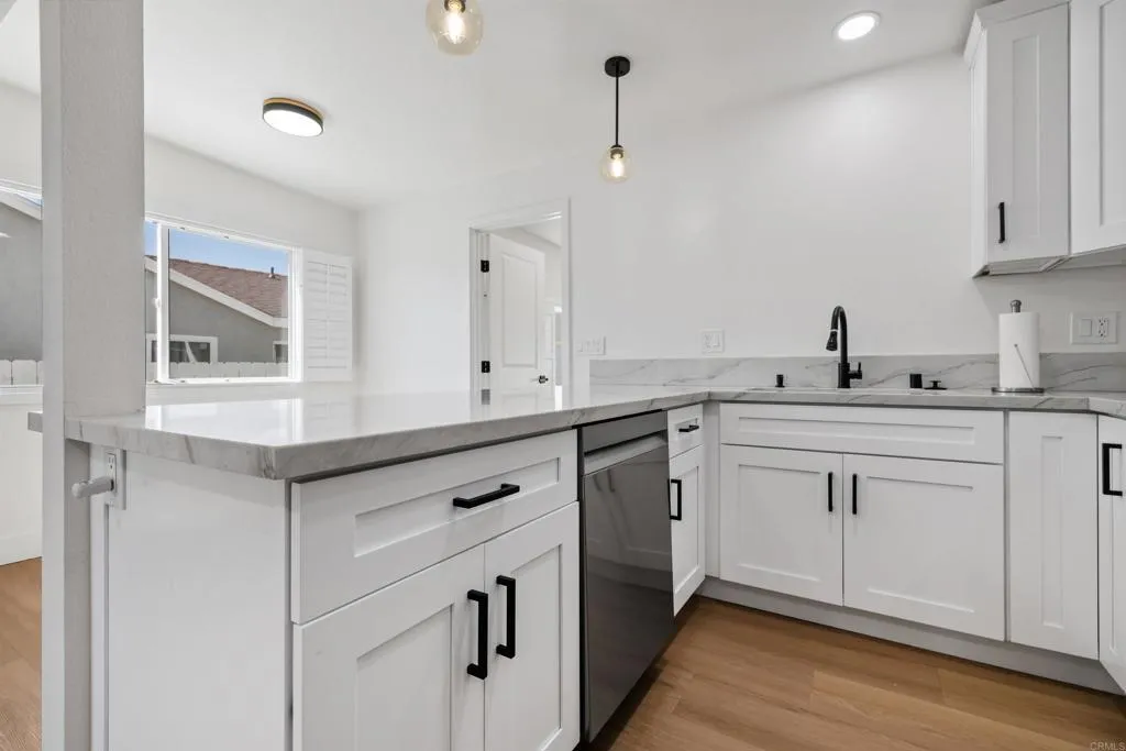 https://cdn.realtyfeed.com/cdn/127/306796907/99ca07fa6ef105e868e331c98650c8e4.webp