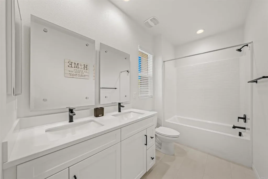 https://cdn.realtyfeed.com/cdn/127/306796940/0a4231a0f8a595d982aac640bb6242ca.webp