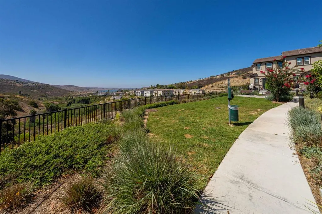 https://cdn.realtyfeed.com/cdn/127/306796940/758a2d1f7c48d3568cad61b296d762a4.webp