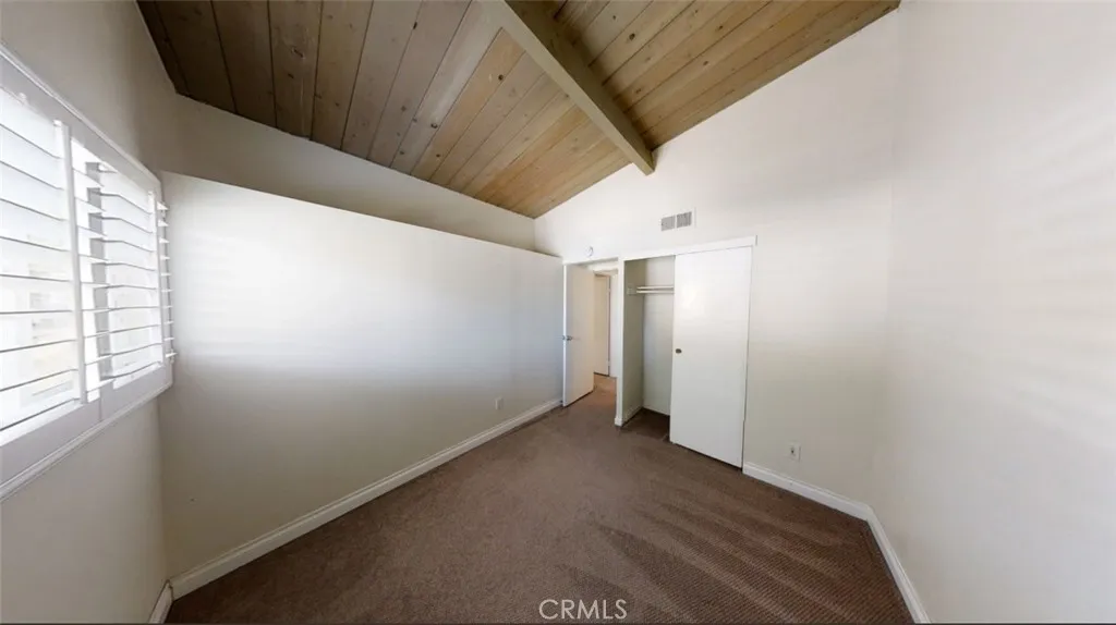 https://cdn.realtyfeed.com/cdn/127/306796942/23a203711e192210b836436c5c7d8bc6.webp