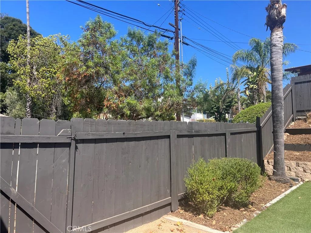 https://cdn.realtyfeed.com/cdn/127/306796942/a8d4001fa815f046c9b5fbe00ed6d54f.webp