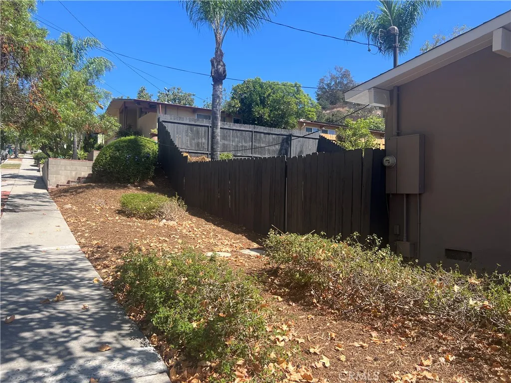 https://cdn.realtyfeed.com/cdn/127/306796942/d1615d6a4e6b6fd5111ea6563c83ba19.webp